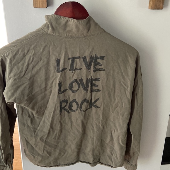 Forever 21 button down - Picture 2 of 3